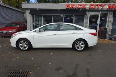 2012 Hyundai SONATA SE - Photo 4 - Newark, NJ 07104