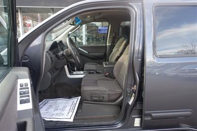 2011 Nissan Pathfinder SV   - Photo 9 - Newark, NJ 07104