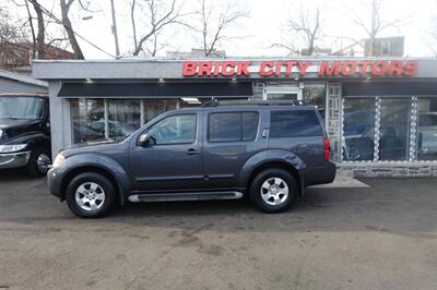 2011 Nissan Pathfinder SV   - Photo 4 - Newark, NJ 07104