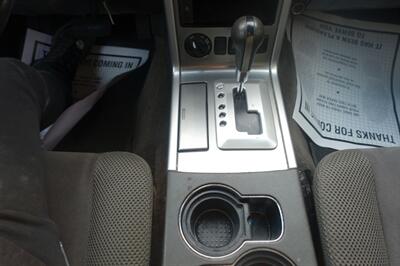 2011 Nissan Pathfinder SV   - Photo 14 - Newark, NJ 07104