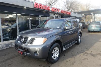 2011 Nissan Pathfinder SV   - Photo 1 - Newark, NJ 07104