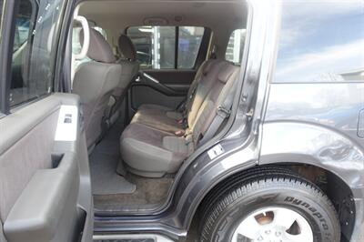 2011 Nissan Pathfinder SV   - Photo 11 - Newark, NJ 07104