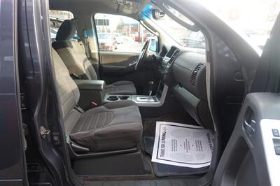 2011 Nissan Pathfinder SV   - Photo 16 - Newark, NJ 07104