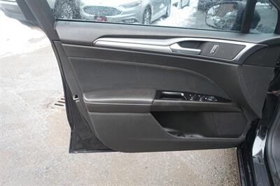 2014 Ford Fusion SE - Photo 10 - Newark, NJ 07104