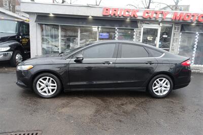 2014 Ford Fusion SE - Photo 4 - Newark, NJ 07104