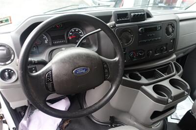2013 Ford E-350 SD   - Photo 11 - Newark, NJ 07104