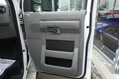 2013 Ford E-350 SD   - Photo 14 - Newark, NJ 07104