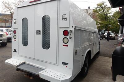 2013 Ford E-350 SD   - Photo 5 - Newark, NJ 07104