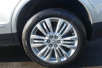 2018 Cadillac XT5 Premium Luxury   - Photo 26 - Newark, NJ 07104