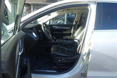 2018 Cadillac XT5 Premium Luxury   - Photo 9 - Newark, NJ 07104