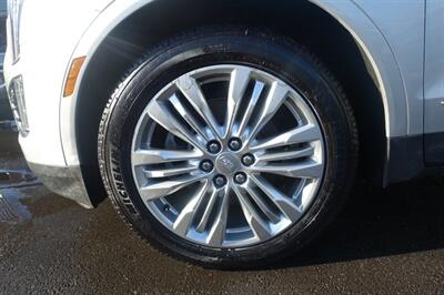 2018 Cadillac XT5 Premium Luxury   - Photo 24 - Newark, NJ 07104