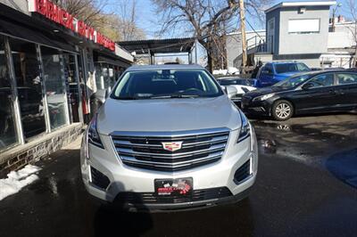 2018 Cadillac XT5 Premium Luxury   - Photo 2 - Newark, NJ 07104