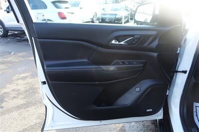 2018 GMC Acadia SLT-1   - Photo 10 - Newark, NJ 07104