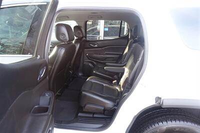 2018 GMC Acadia SLT-1   - Photo 11 - Newark, NJ 07104