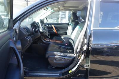 2013 Toyota Highlander Hybrid Limited - Photo 9 - Newark, NJ 07104