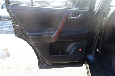 2013 Toyota Highlander Hybrid Limited - Photo 12 - Newark, NJ 07104
