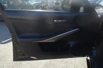 2016 Lexus IS - Photo 10 - Newark, NJ 07104