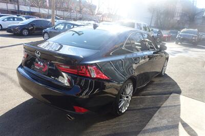 2016 Lexus IS - Photo 5 - Newark, NJ 07104