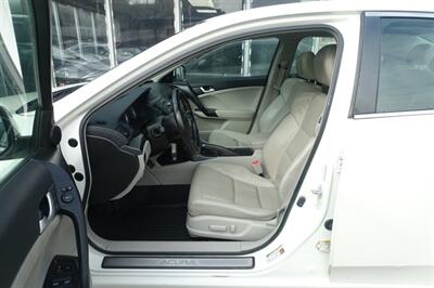 2011 Acura TSX w/Tech - Photo 9 - Newark, NJ 07104