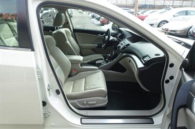 2011 Acura TSX w/Tech - Photo 14 - Newark, NJ 07104