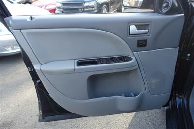 2006 Mercury Montego Premier - Photo 10 - Newark, NJ 07104