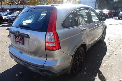 2007 Honda CR-V LX - Photo 8 - Newark, NJ 07104