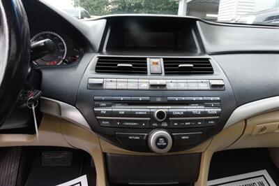 2012 Honda Accord EX-L V6   - Photo 17 - Newark, NJ 07104