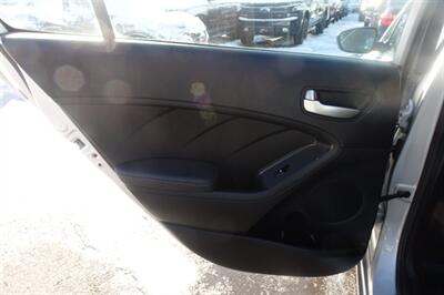 2017 Kia Forte EX   - Photo 12 - Newark, NJ 07104