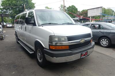 2014 Chevrolet Express LT 3500   - Photo 3 - Newark, NJ 07104