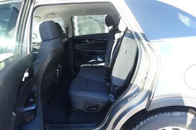 2017 Kia Sorento LX   - Photo 11 - Newark, NJ 07104