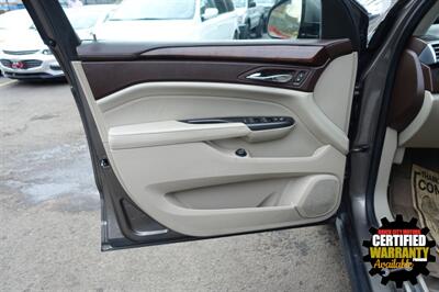 2012 Cadillac SRX Premium   - Photo 10 - Newark, NJ 07104