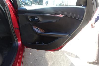 2015 Chevrolet Impala LT   - Photo 17 - Newark, NJ 07104