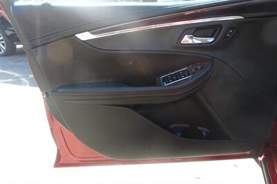 2015 Chevrolet Impala LT   - Photo 10 - Newark, NJ 07104