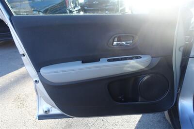 2020 Honda HR-V LX   - Photo 10 - Newark, NJ 07104