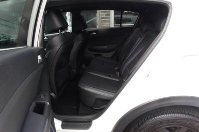 2020 Kia Sportage S   - Photo 11 - Newark, NJ 07104