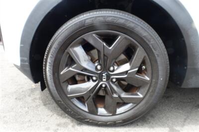2020 Kia Sportage S   - Photo 23 - Newark, NJ 07104