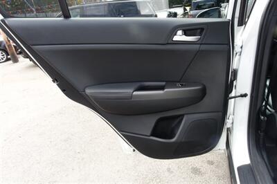 2020 Kia Sportage S   - Photo 12 - Newark, NJ 07104