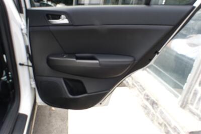 2020 Kia Sportage S   - Photo 17 - Newark, NJ 07104