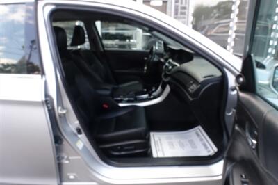 2014 Honda Accord EX-L V6   - Photo 14 - Newark, NJ 07104