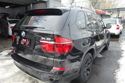 2012 BMW X5 xDrive35i - Photo 8 - Newark, NJ 07104