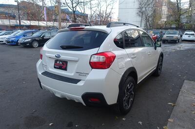 2017 Subaru Crosstrek Sport   - Photo 8 - Newark, NJ 07104