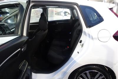 2015 Honda Fit EX-L - Photo 11 - Newark, NJ 07104