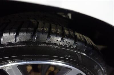 2015 Honda Fit EX-L - Photo 24 - Newark, NJ 07104