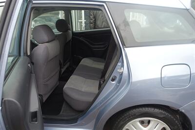 2005 Toyota Matrix   - Photo 11 - Newark, NJ 07104