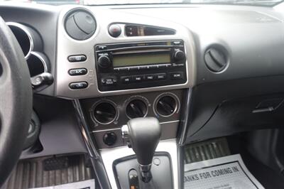 2005 Toyota Matrix   - Photo 18 - Newark, NJ 07104