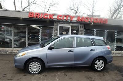 2005 Toyota Matrix   - Photo 4 - Newark, NJ 07104