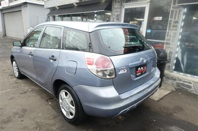 2005 Toyota Matrix   - Photo 6 - Newark, NJ 07104