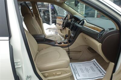 2012 Buick Enclave Leather - Photo 14 - Newark, NJ 07104