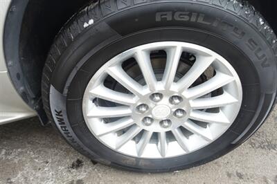 2012 Buick Enclave Leather - Photo 22 - Newark, NJ 07104