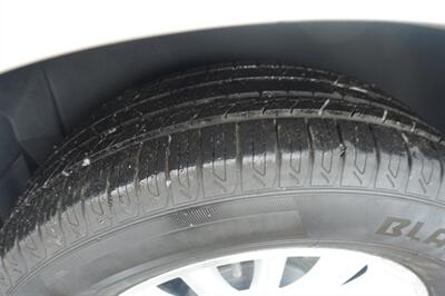 2012 Buick Enclave Leather - Photo 18 - Newark, NJ 07104